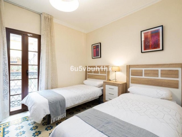 5 Bedrooms Townhouse in Fuengirola