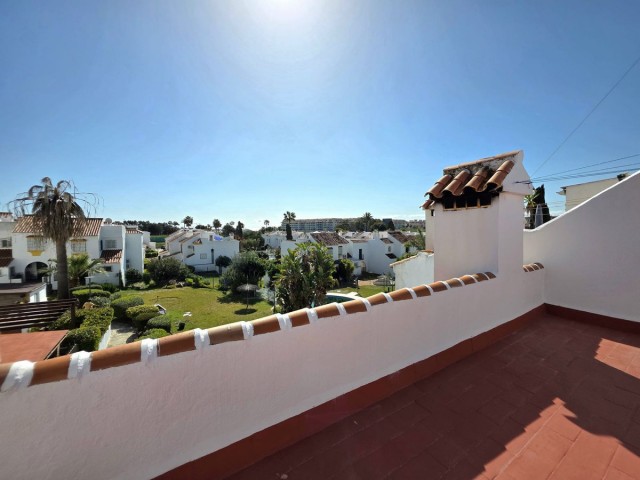 Maison mitoyenne avec 3 Chambres  à Casares Playa
