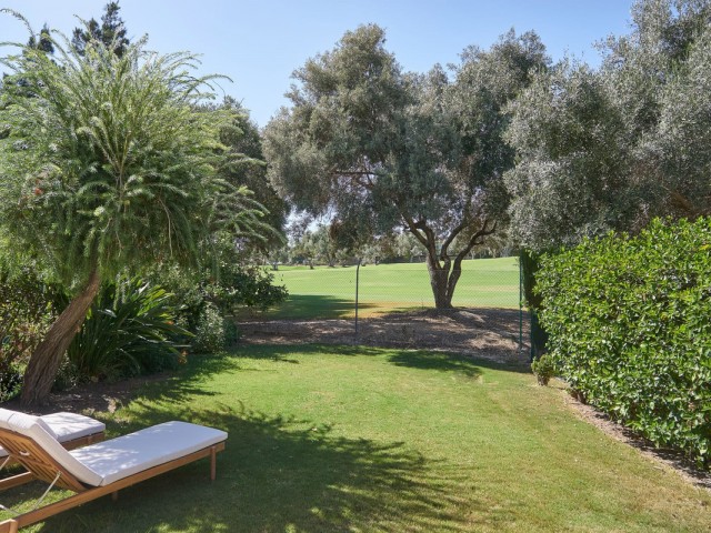 4 Schlafzimmer Reihenhaus in Nueva Andalucía