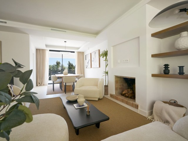 4 Schlafzimmer Reihenhaus in Nueva Andalucía