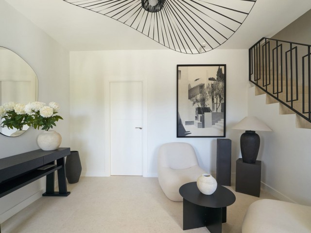 4 Schlafzimmer Reihenhaus in Nueva Andalucía