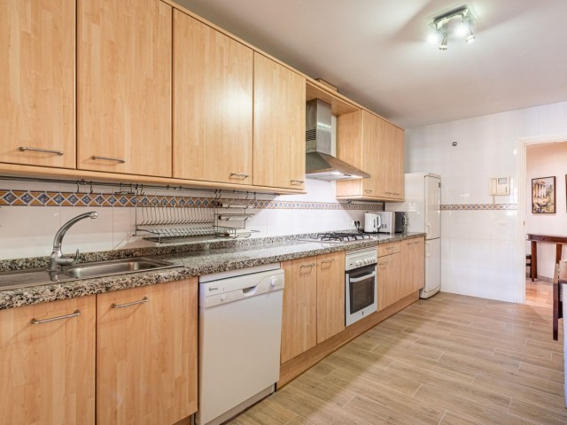 Apartamento con 2 Dormitorios  en San Pedro de Alcántara