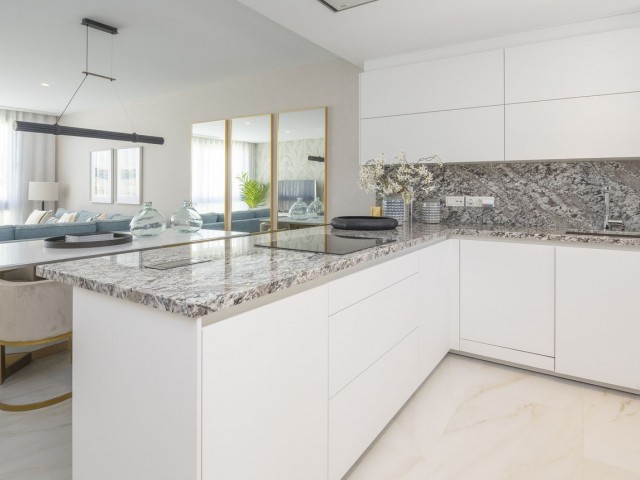 4 Slaapkamer Rijtjeshuis in Marbella