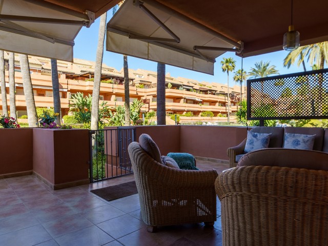 2 Bedrooms Apartment in Puerto Banús