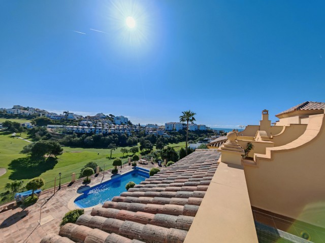 Maison mitoyenne avec 4 Chambres  à Riviera del Sol