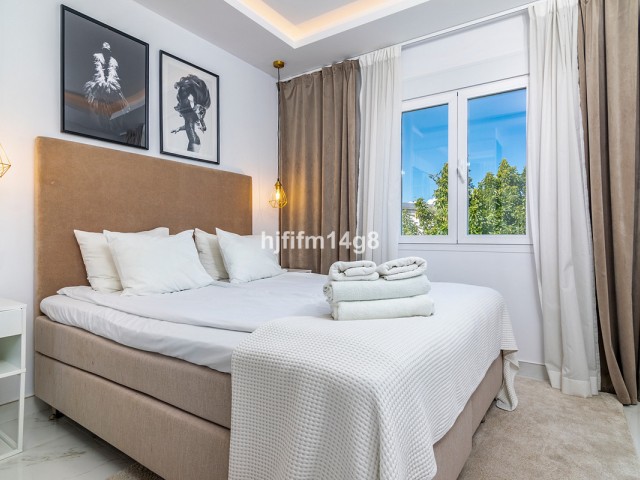 Penthouse avec 3 Chambres  à Nueva Andalucía