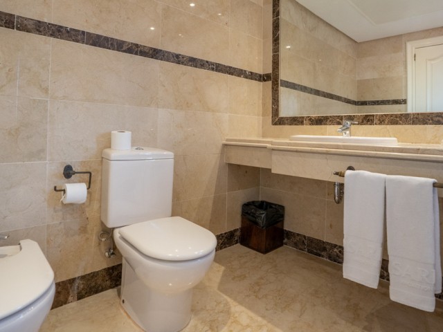 2 Soveroms Leilighet i Puerto Banús