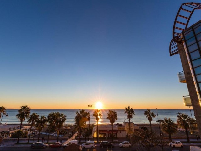 Comercial con 16 Dormitorios  en Torremolinos