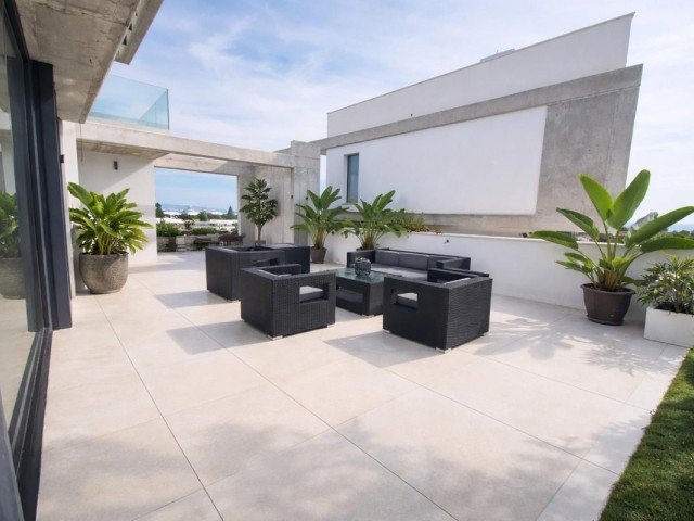 2 Schlafzimmer Villa in Nueva Andalucía