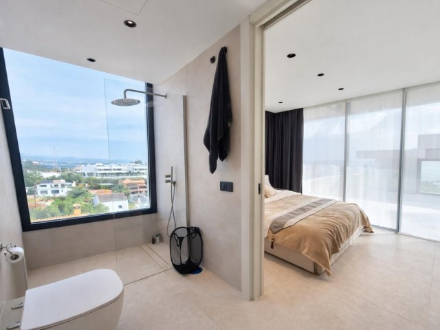 2 Schlafzimmer Villa in Nueva Andalucía