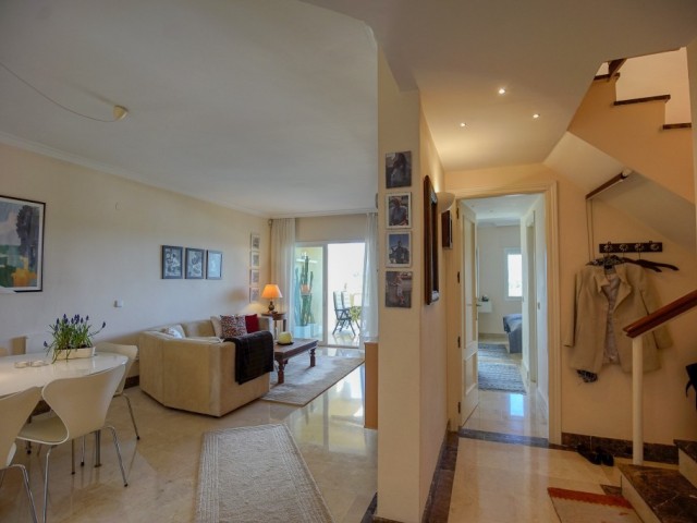 3 Bedrooms Apartment in Estepona