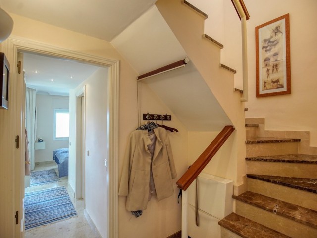 3 Bedrooms Apartment in Estepona