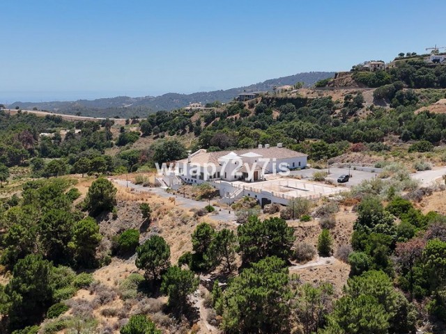  Grundstück in Benahavís