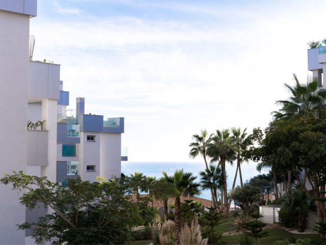 Apartment, El Faro, R4897357