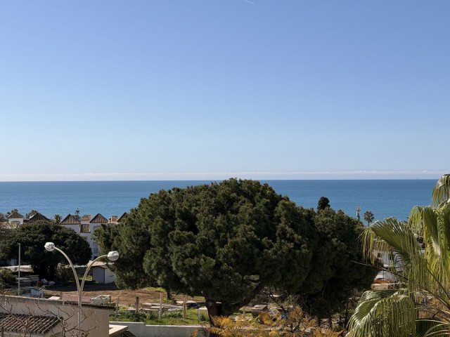 Apartment, Costabella, R3731185