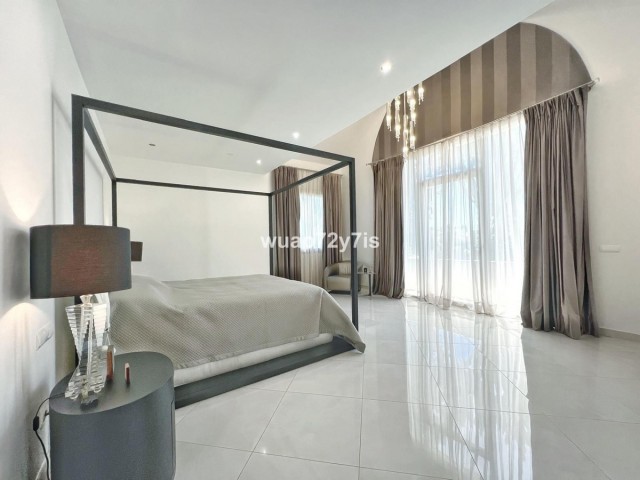 Villa avec 5 Chambres  à Sotogrande