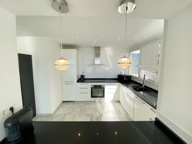 3 Schlafzimmer Apartment in Marbella