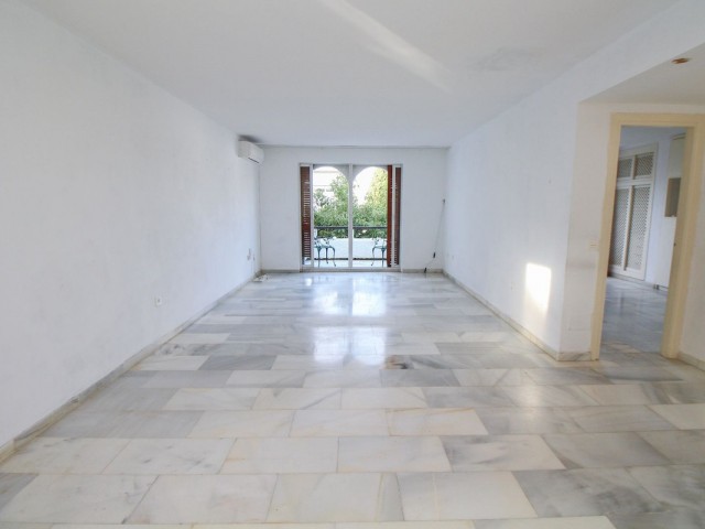 2 Schlafzimmer Apartment in Nueva Andalucía