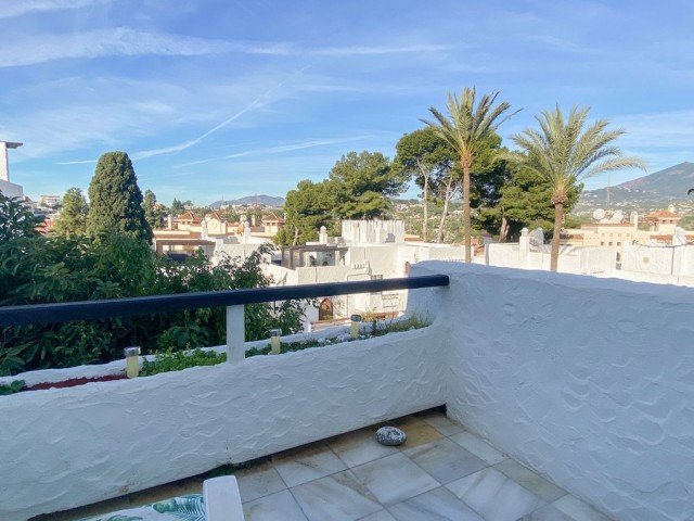 2 Schlafzimmer Apartment in Nueva Andalucía