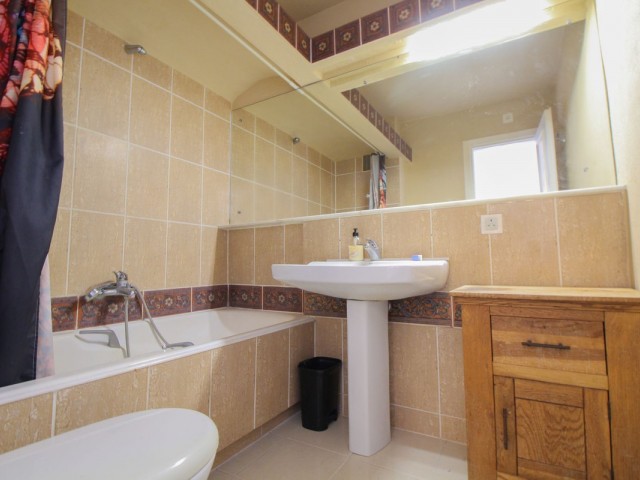 2 Schlafzimmer Apartment in Nueva Andalucía