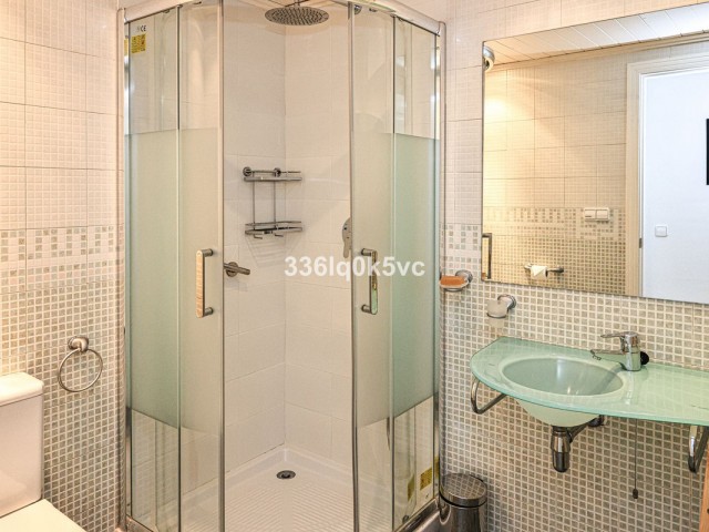 5 Bedrooms Apartment in Benahavís