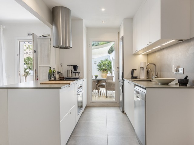 Apartment, Rio Real, R5330821