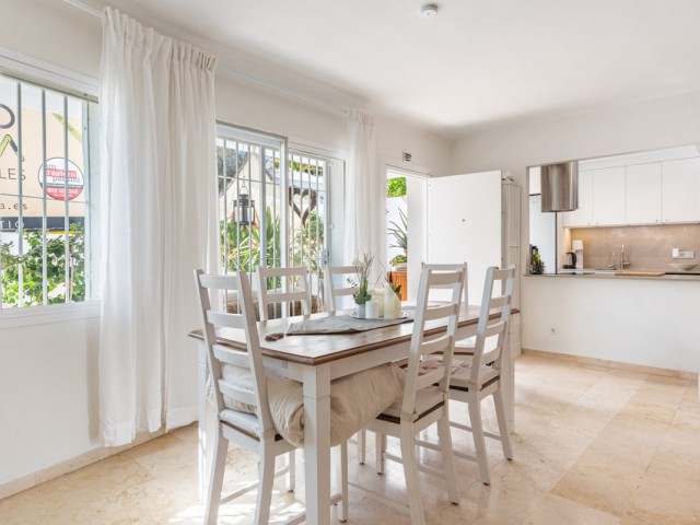 Appartement, Rio Real, R5330821