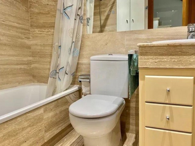 5 Schlafzimmer Reihenhaus in Nueva Andalucía