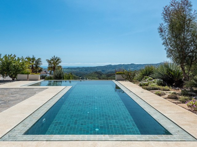 4 Makuuhuoneen Huvila Mijas