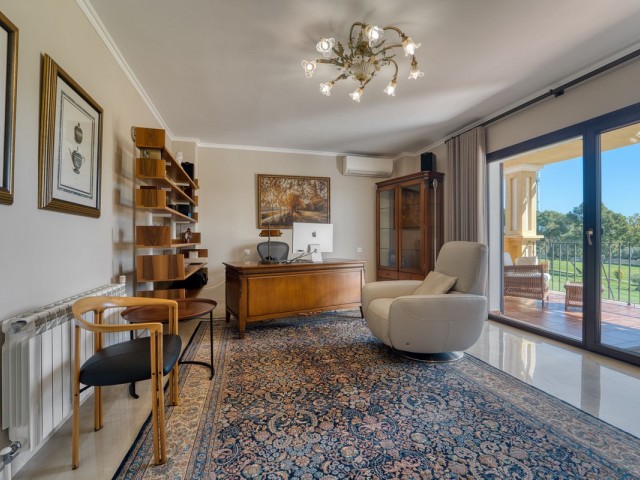 5 Bedrooms Villa in Guadalmina Alta