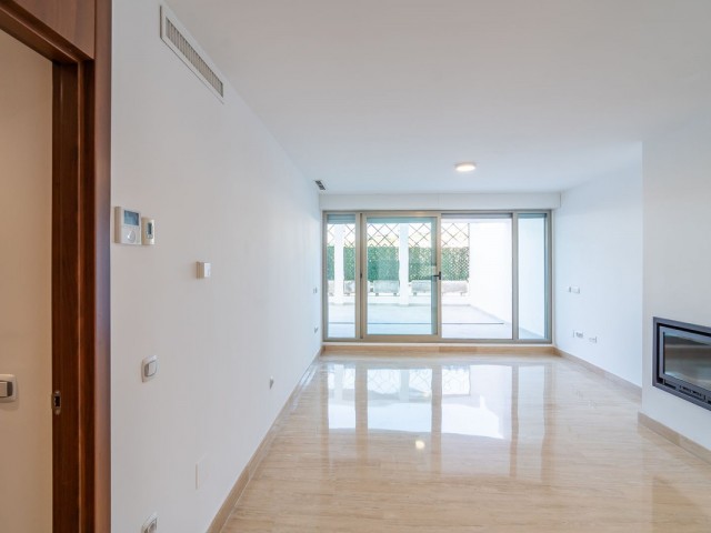 Apartment, La Cala de Mijas, R5333002