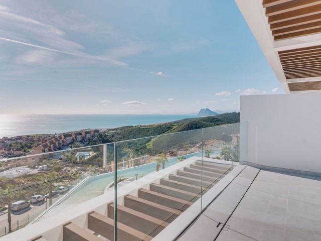 Apartment, La Alcaidesa, R5333020