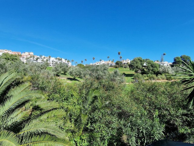 Maison mitoyenne avec 3 Chambres  à La Duquesa