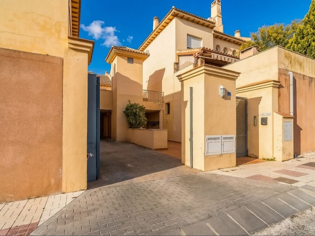 4 Slaapkamer Rijtjeshuis in Calahonda