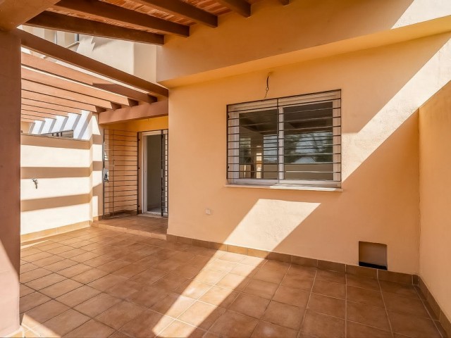 4 Slaapkamer Rijtjeshuis in Calahonda