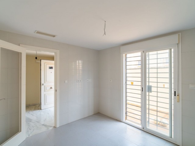 4 Slaapkamer Rijtjeshuis in Calahonda