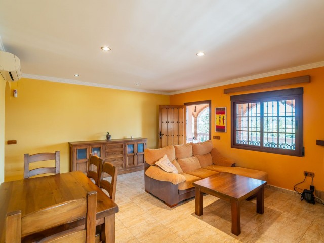 5 Bedrooms Villa in Mijas