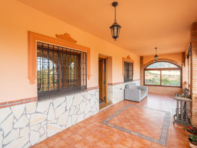 5 Bedrooms Villa in Mijas