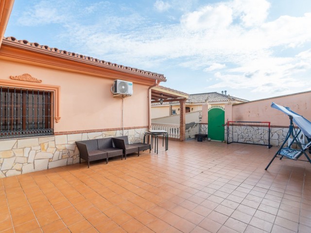 5 Bedrooms Villa in Mijas