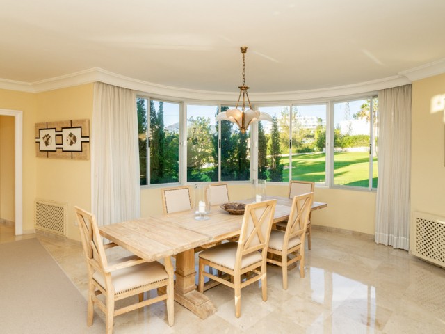 3 Sovrums Lägenhet i Guadalmina Alta