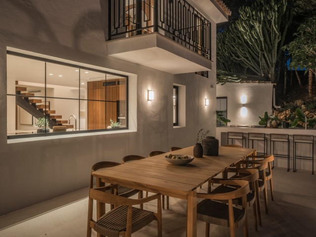 5 Schlafzimmer Villa in Nueva Andalucía