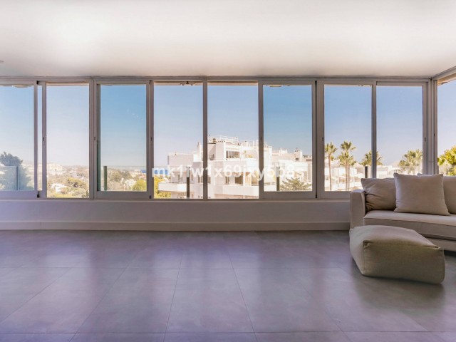 2 Makuuhuoneen Huoneisto Río Real