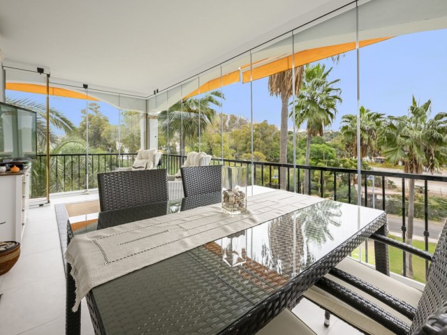 2 Schlafzimmer Apartment in Nueva Andalucía