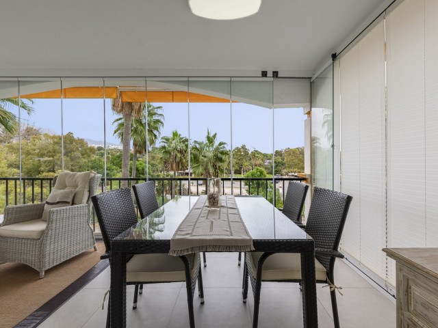 2 Schlafzimmer Apartment in Nueva Andalucía