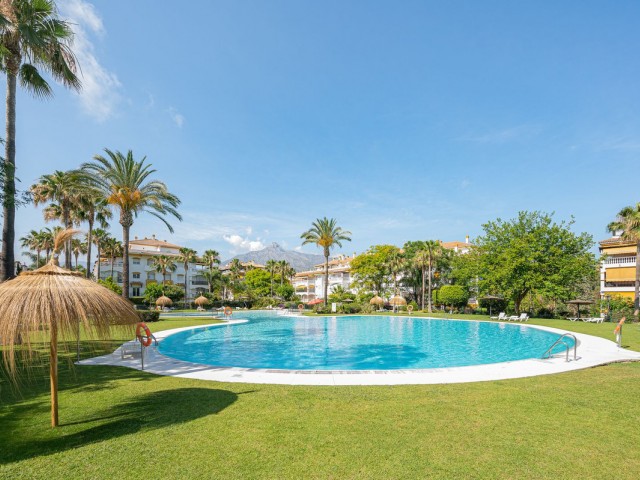 2 Schlafzimmer Apartment in Nueva Andalucía