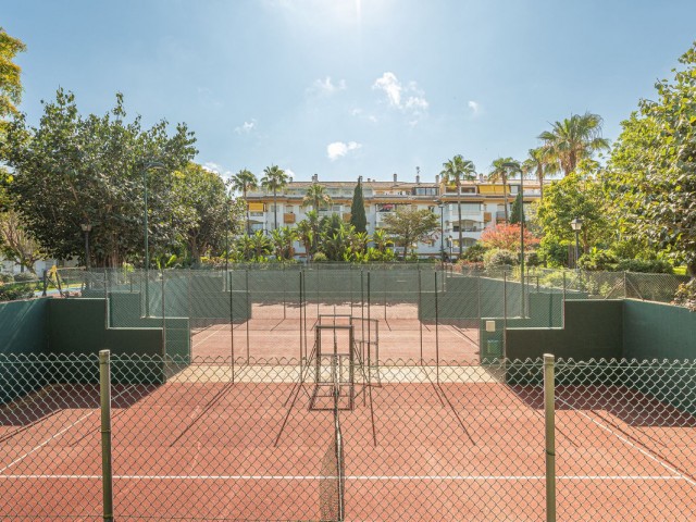 2 Schlafzimmer Apartment in Nueva Andalucía