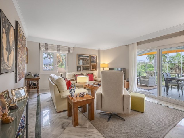 2 Soveroms Leilighet i Nueva Andalucía