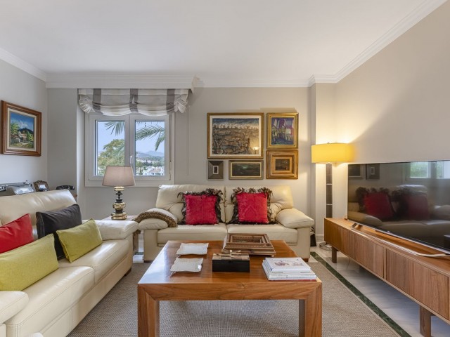 2 Soveroms Leilighet i Nueva Andalucía