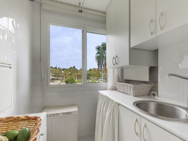 2 Soveroms Leilighet i Nueva Andalucía