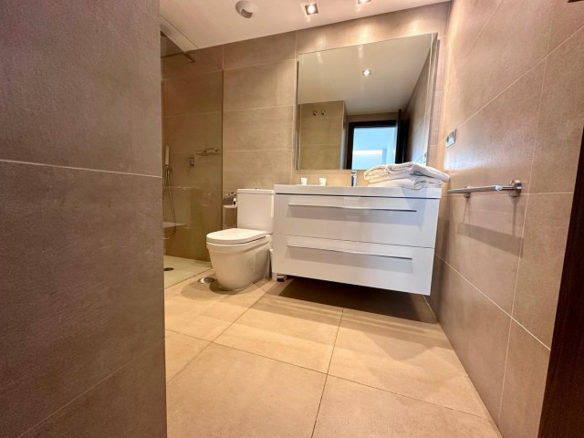 3 Makuuhuoneen Huoneisto San Pedro de Alcántara